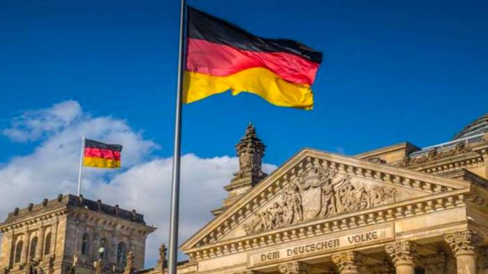 Borsa günün ilk yarısında yükseldi