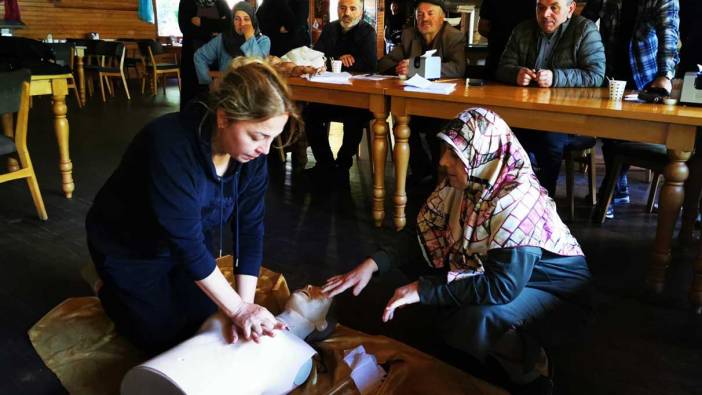 Uzungöl'deki işletmecilere ilk yardım eğitimi verildi