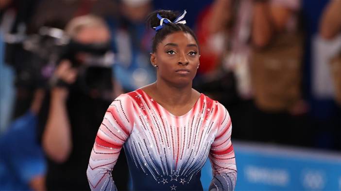 ABD'li sporcu Simone Biles cimnastiğe altın madalyayla döndü