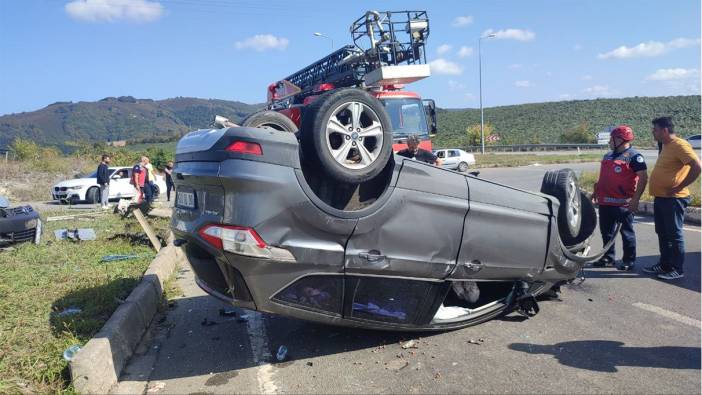 Sakarya’da duble yolda kaza: 7 yaralı