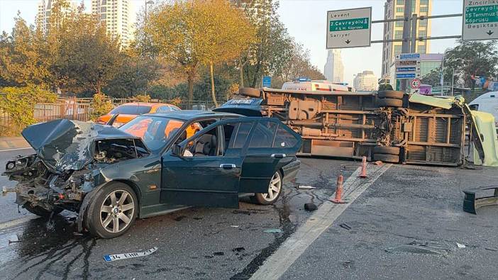 Beşiktaş'ta otomobil minibüse çarptı: 4 yaralı