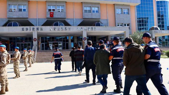 Yunanistan'a kaçarken yakalanan 20 FETÖ şüphelisi tutuklandı