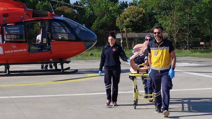 Kalp krizi geçiren yaşlı adamın yardımına ambulans helikopter yetişti