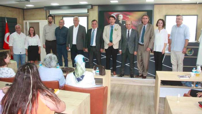 Kadın zeytin üreticilerine eğitim