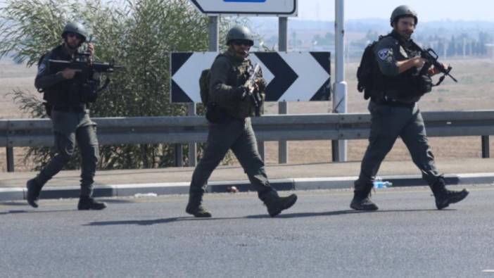 İsrail askerleri Lübnan sınırı yakınında yanlışlıkla kendi askerlerini vurdu