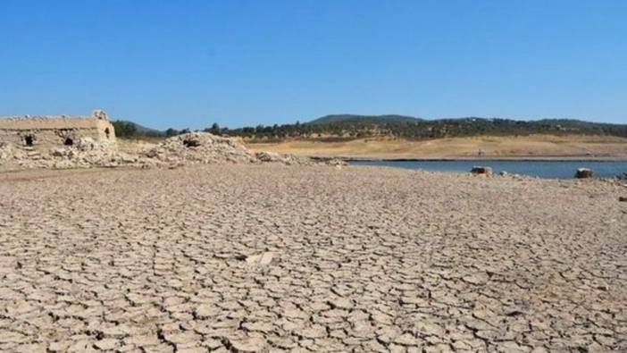 Bodrum'da ikinci baraj da kurudu