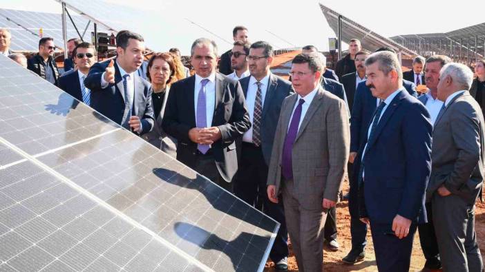 Uşak’ta güneş enerji santrali açıldı