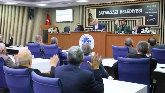 Battalgazi Belediye Meclisi 2024 yılı ücret tarifelerini belirledi