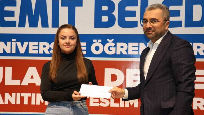 Edremit Belediyesi’nden 500 öğrenciye ulaşım desteği!