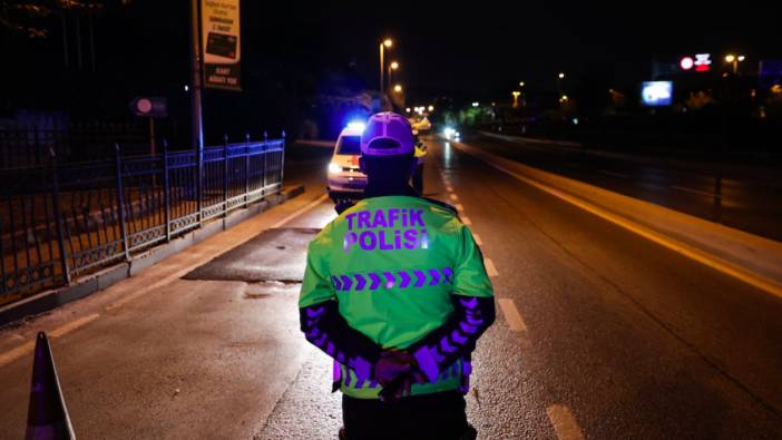 15 Temmuz Şehitler Köprüsü çift yönlü trafiğe kapatıldı