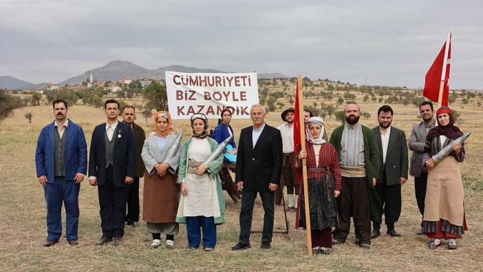 Yüreklere dokunan fotoğraf 90 yıl sonra canlandırıldı