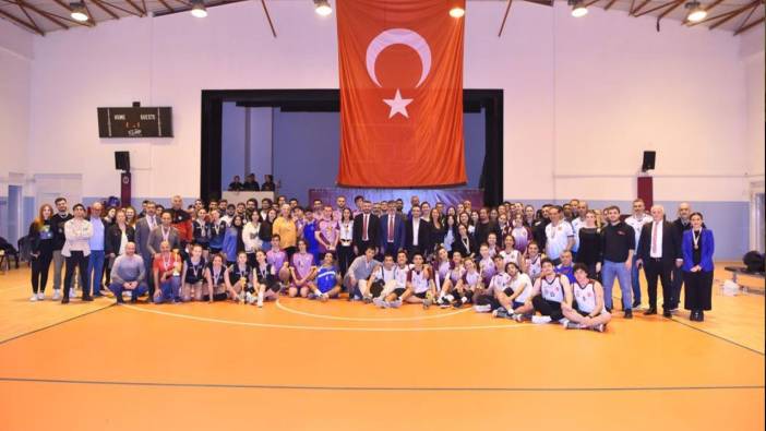 Anadolu Üniversitesi 100'üncü yıl turnuvasında şampiyonlar belli oldu