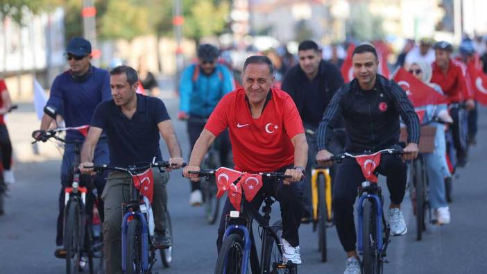 Pedallar, Cumhuriyetin 100. yılı için çevrildi