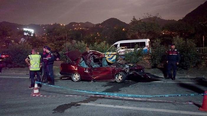 Trabzon'da kamyona çarpan otomobilin sürücüsü öldü