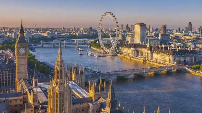 Londra'da İsrailli silah şirketiyle işbirliği yapan gayrimenkul firması protesto edildi