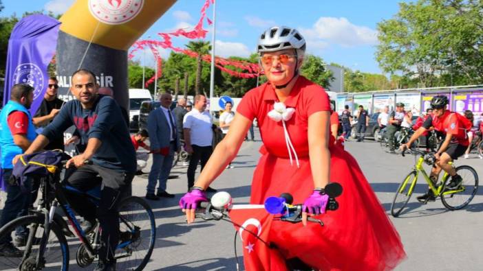 Pedallar Cumhuriyet için çevrildi