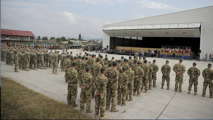 Bosna Hersek'teki Avrupa Birliği Barış Gücü Misyonu'nun görev süresi 1 yıl uzatıldı