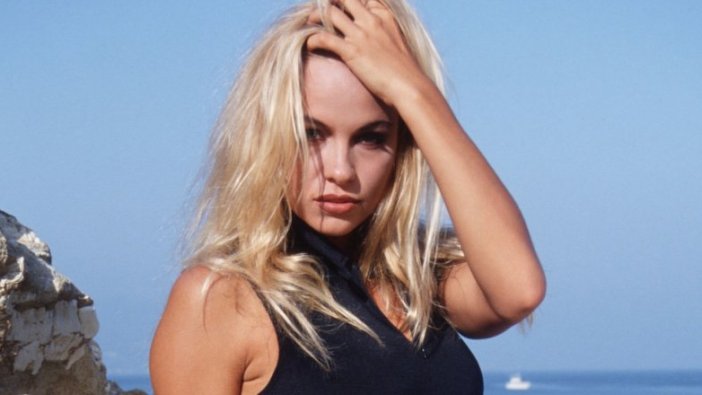 Pamela Anderson kimdir?