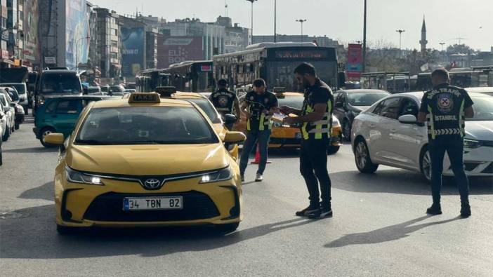 Kadıköy'de taksi denetimi: 12 şoföre ceza kesildi