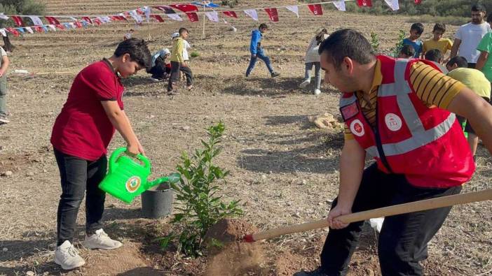 Osmaniye’de Cumhuriyet’in 100. yılında 2023 fidan dikildi