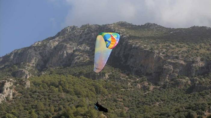 Yabancı yamaç paraşütü pilotu eğitmenlerinden "Babadağ övgüsü"