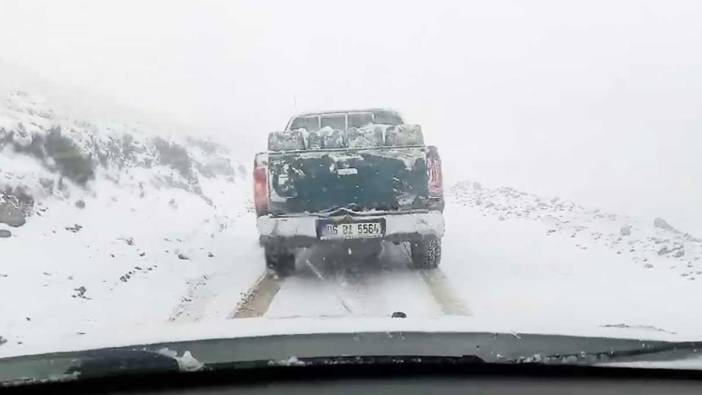 Erzurum - Tekman karayolunda kar yağışı etkili oldu