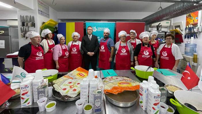 Rumenler Türk mutfağının zeytinyağlı yemeklerine hayran kaldı