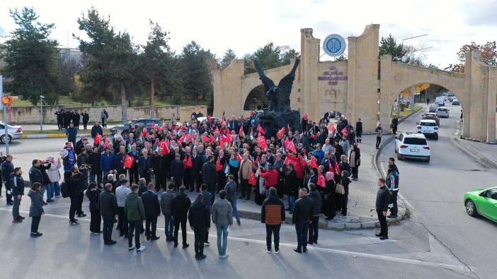 Erzurum'da öğrenci ve akademisyenler Filistin için yürüdü