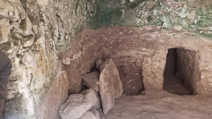 Adıyaman'da kaçak kazılarda 1900 yıllık oda mezarı bulundu