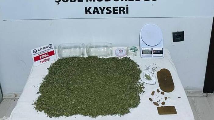 Kayseri'de 700 gram esrar ele geçirildi