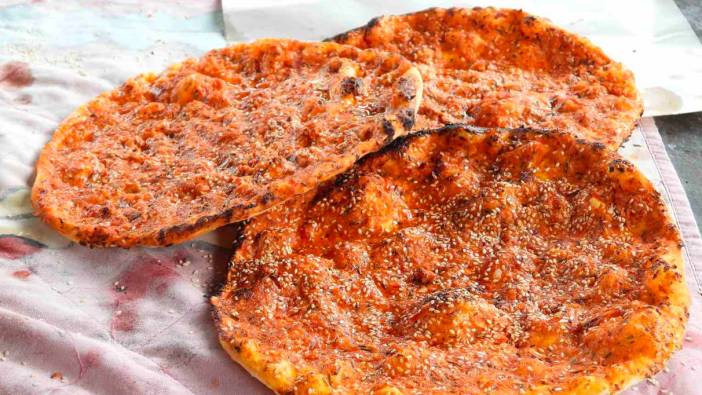 Hatay'da tandır ekmeği ev kadınlarının gelir kaynağı oldu