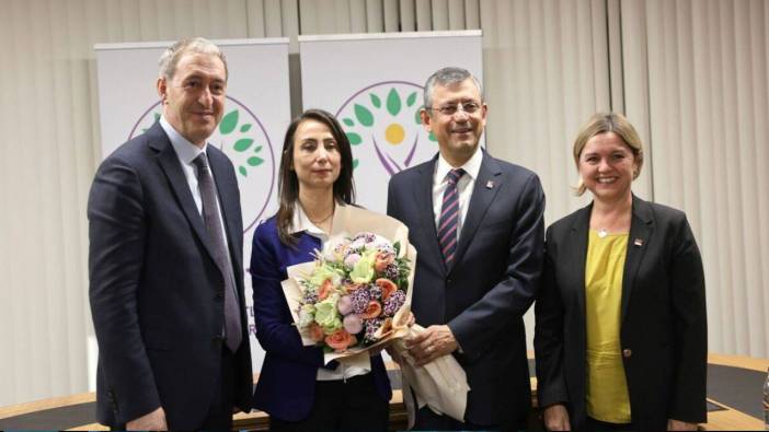 Özgür Özel DEM Parti'yi ziyaret etti