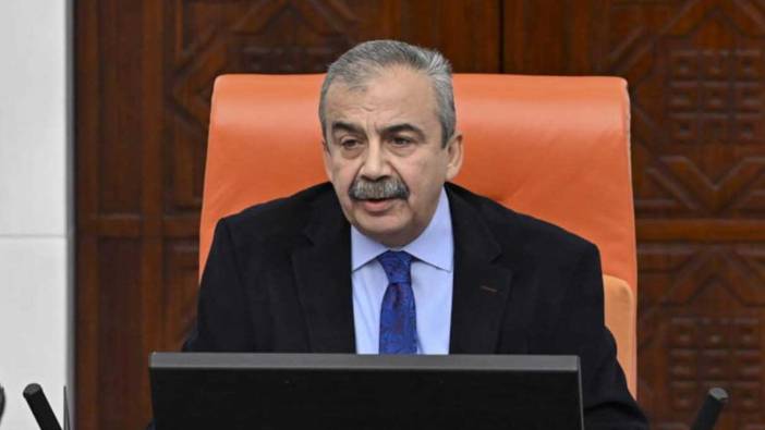 Sırrı Süreyya Önder hastaneye kaldırıldı! Sağlık durumu nasıl?