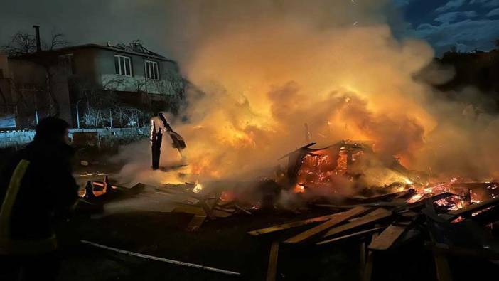 Hatay'da çadır yangını korku yarattı