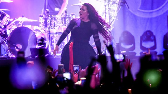 Evanescence İstanbul'da hayranlarıyla buluştu