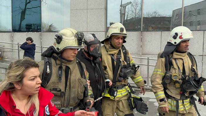 İstanbul'da Bayrampaşa Belediyesi binasında yangın