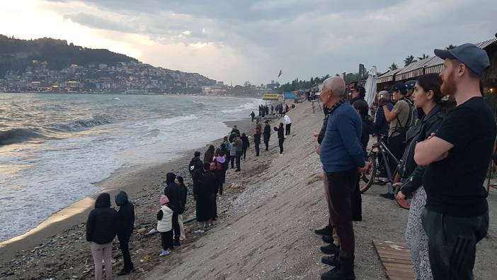 Alkol aldıktan sonra denize giren adam hayatını kaybetti