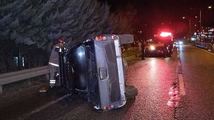 Bursa'da kamyonet ile tır çarpıştı! Bir kişi yaralandı