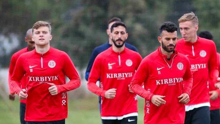 Sergen Yalçın'ın ilk deplasmanı yarın Pendikspor’la