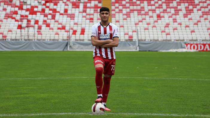 Yunus Emre Konak resmen Brentford’ta