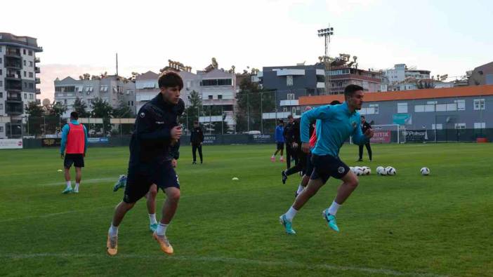 Alanyaspor’da hazırlıklar başladı