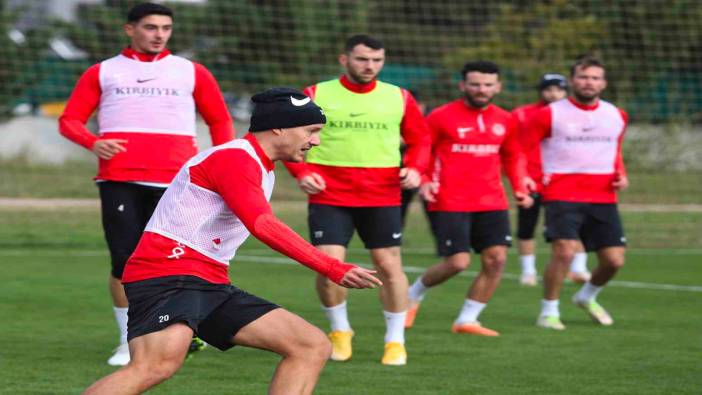 Antalyaspor’da kupa mesaisi başladı