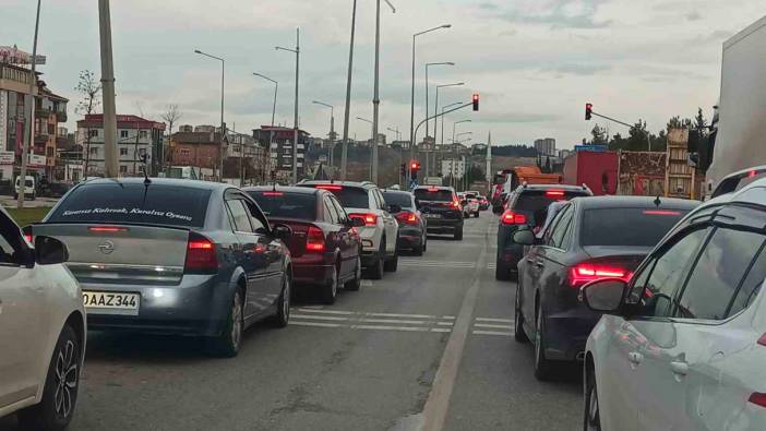 Denizli’de trafiğe kayıtlı taşıt sayısı belli oldu