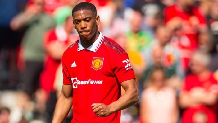 Fenerbahçe ile anılan Anthony Martial 10 hafta sahalardan uzak kalacak