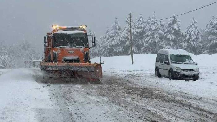 Karabük'te kar yağışı etkili oldu