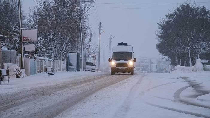 Trakya'nın yüksek kesimlerinde kar yağışı!