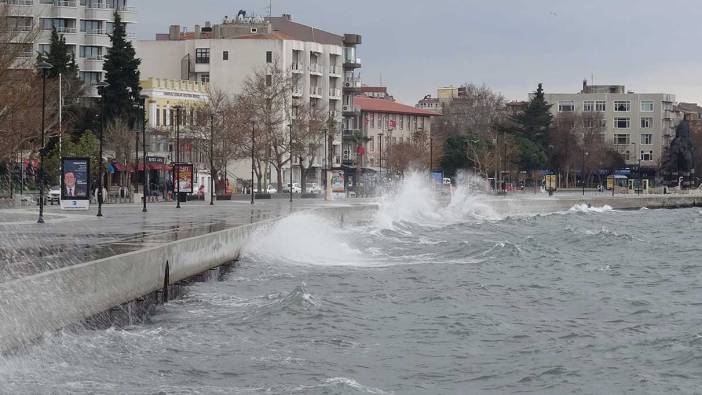 Çanakkale’de fırtına!