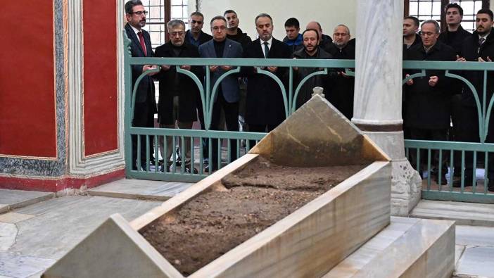 Sultan 2. Murad Han dualarla anıldı