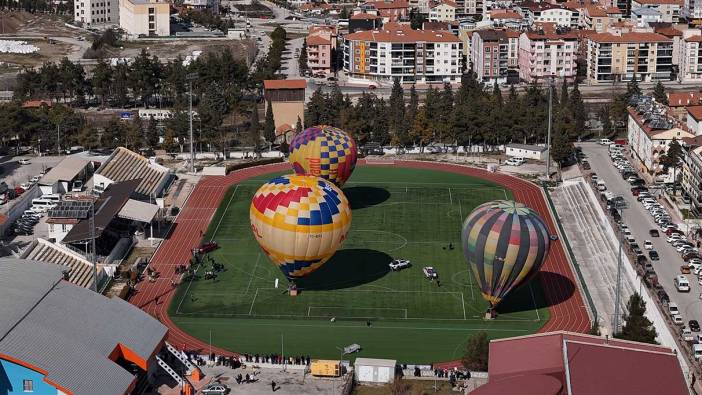 Salda Gölü’nün muhteşem manzarası sıcak hava balonlarıyla birleşecek