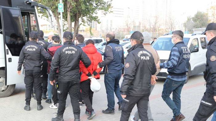 Mersin'de DEAŞ operasyonu: 9 gözaltı